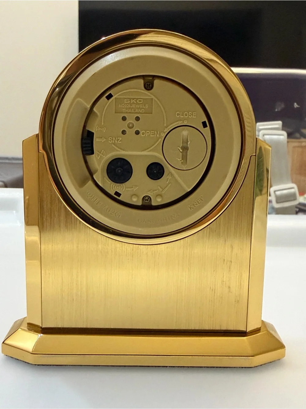 Vintage Seiko QHG202G Brass Desk Clock Trans World Entertainment 5 Yr Service